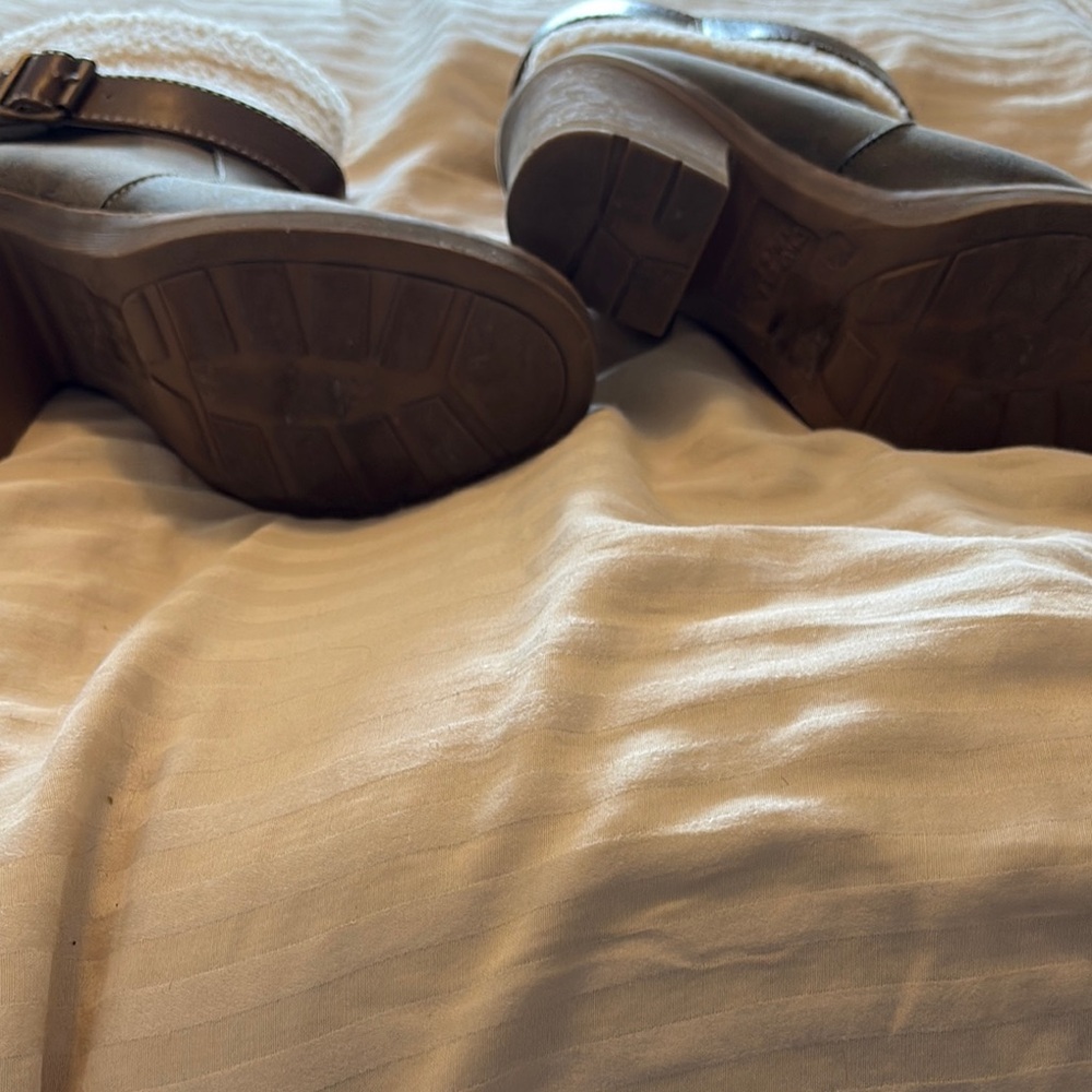 Dirty Laundry Gray and Brown Heeled Boots with Chunky Heel - Picture 3 of 4